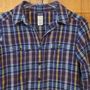 Patagonia Organic Cotton Fjord Plaid Flannel Shirt  Women's‎ Size 2